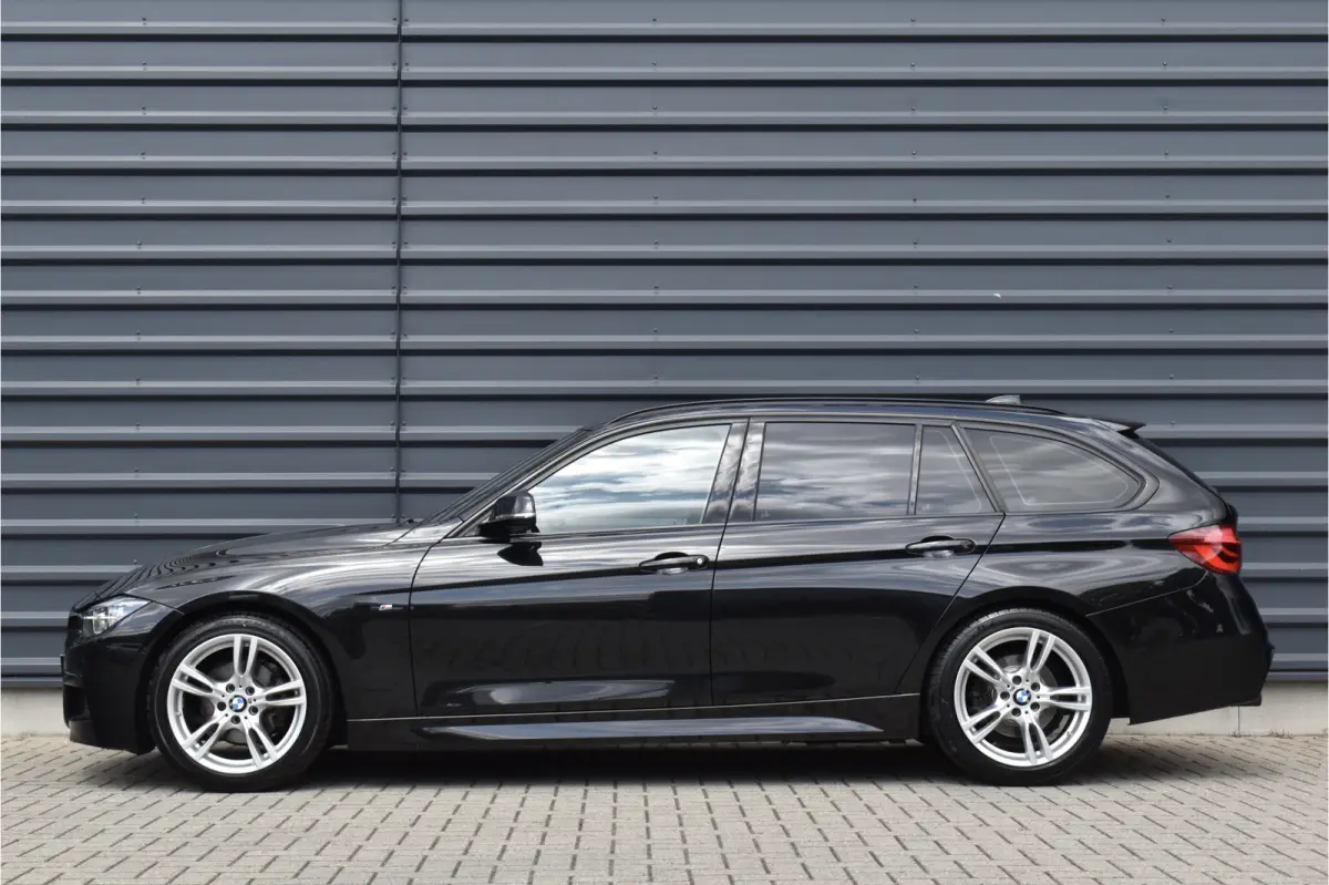 320i M Sport Shadow | Virtual Cockpit | Achteruitrijcamera | Groot Navi | HiFi |