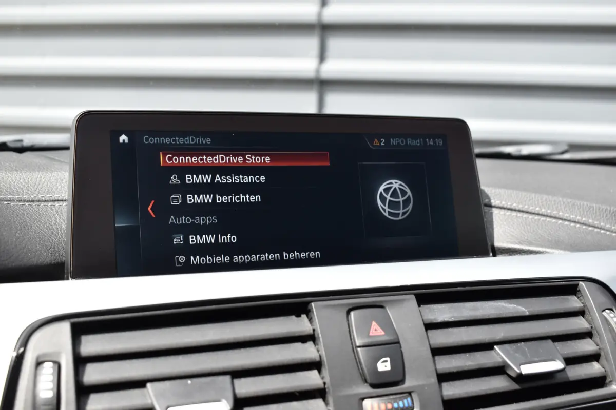 320i M Sport Shadow | Virtual Cockpit | Achteruitrijcamera | Groot Navi | HiFi |