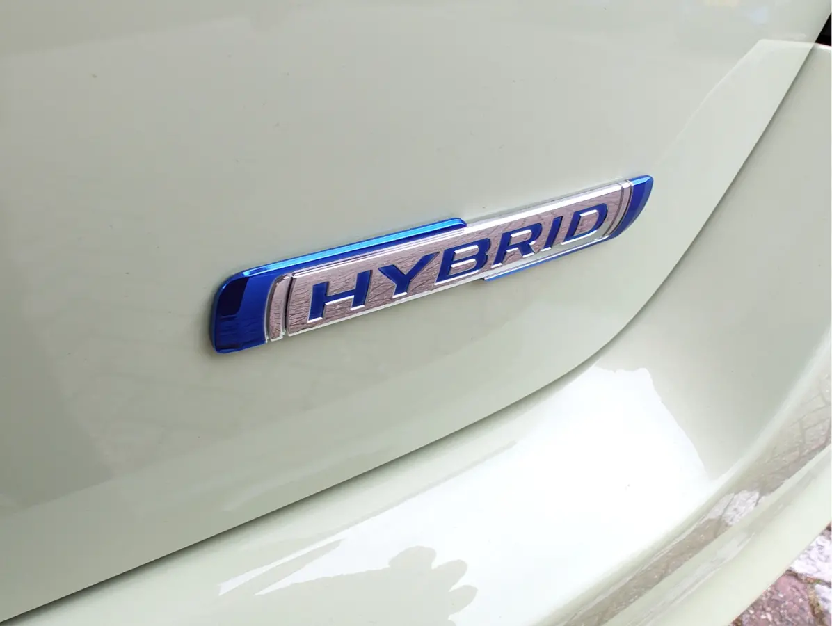 1.2 SELECT SMART HYBRID AUTOM. Direct Leverbaar | Tot 10 JAAR GARANTIE!  Inclusief € 2.400,- Voorraad Voordeel