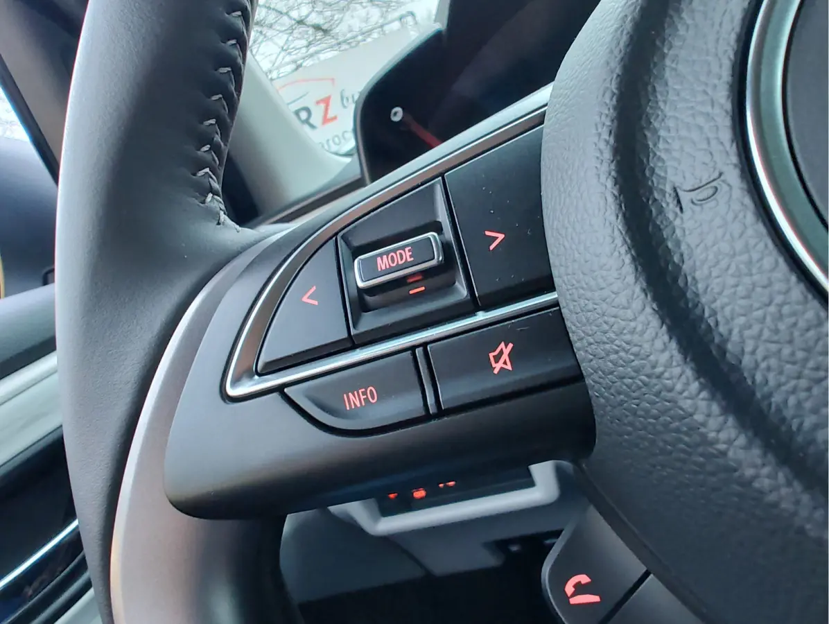 1.2 SELECT SMART HYBRID AUTOM. Direct Leverbaar | Tot 10 JAAR GARANTIE!  Inclusief € 2.400,- Voorraad Voordeel