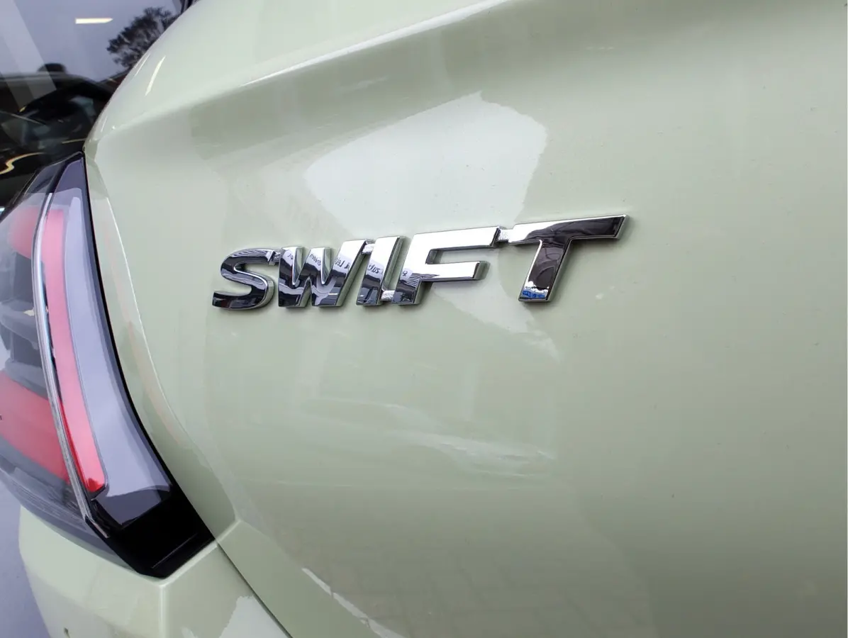 1.2 SELECT SMART HYBRID AUTOM. Direct Leverbaar | Tot 10 JAAR GARANTIE!  Inclusief € 2.400,- Voorraad Voordeel
