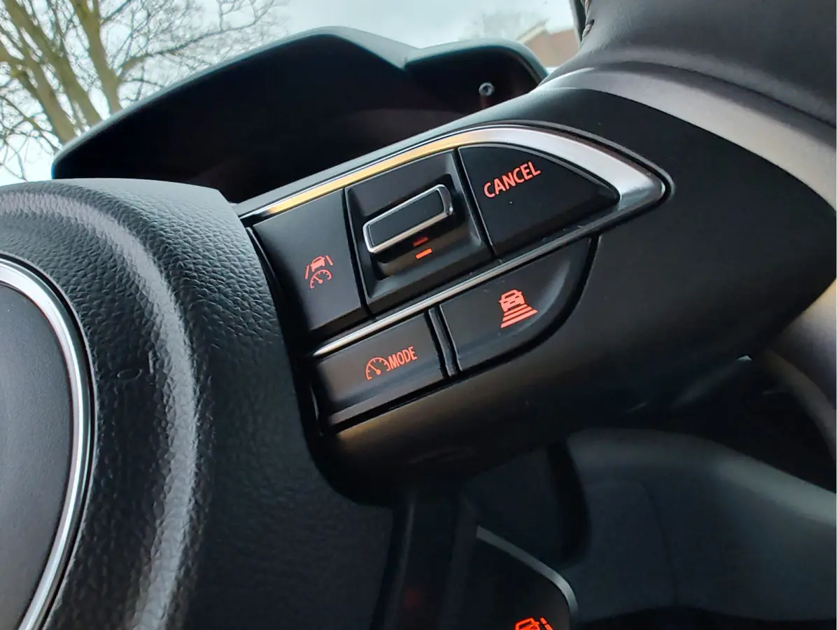 1.2 SELECT SMART HYBRID AUTOM. Direct Leverbaar | Tot 10 JAAR GARANTIE!  Inclusief € 2.400,- Voorraad Voordeel