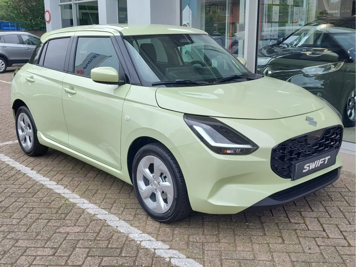 1.2 SELECT SMART HYBRID AUTOM. Direct Leverbaar | Tot 10 JAAR GARANTIE!  Inclusief € 2.400,- Voorraad Voordeel