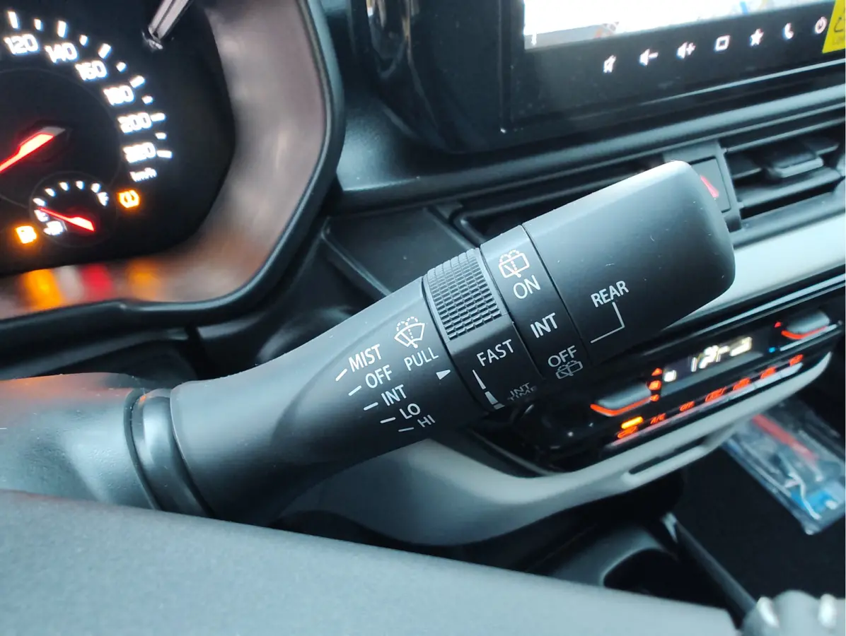 1.2 SELECT SMART HYBRID AUTOM. Direct Leverbaar | Tot 10 JAAR GARANTIE!  Inclusief € 2.400,- Voorraad Voordeel