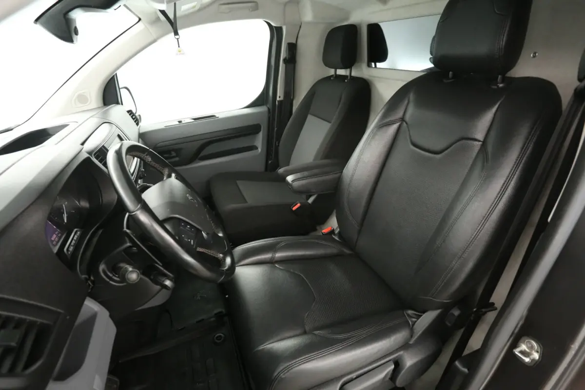 2.0 BlueHDI 145PK L2H1 | Automaat | Airco | Camera | Cruise | Carplay | Parkeersens.