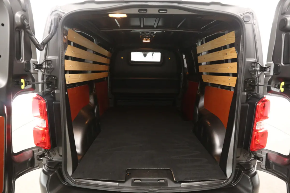 2.0 BlueHDI 145PK L2H1 | Automaat | Airco | Camera | Cruise | Carplay | Parkeersens.