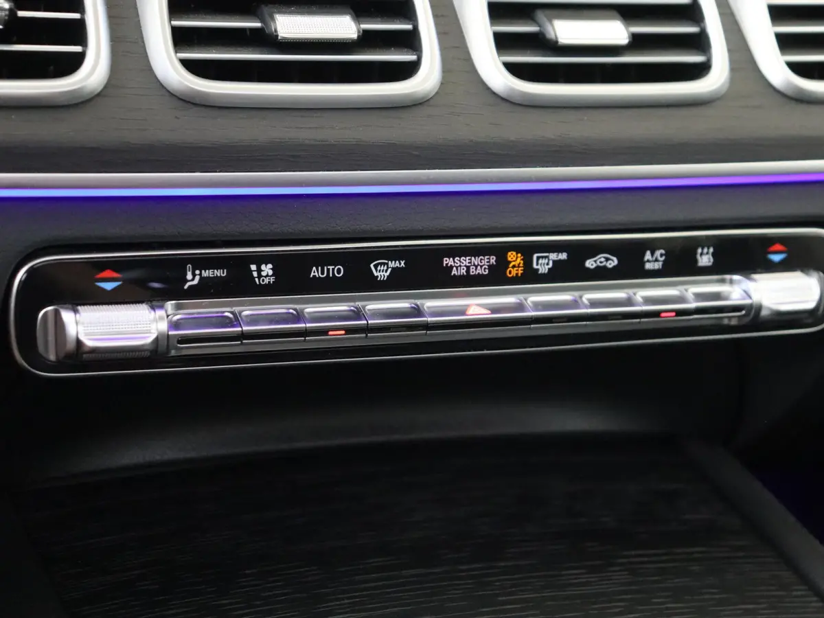 400 e 4MATIC AMG Line / Panoramadak/ AIRMATIC/ Night-Pakket / Memory-Stoelen / Luchtvering /