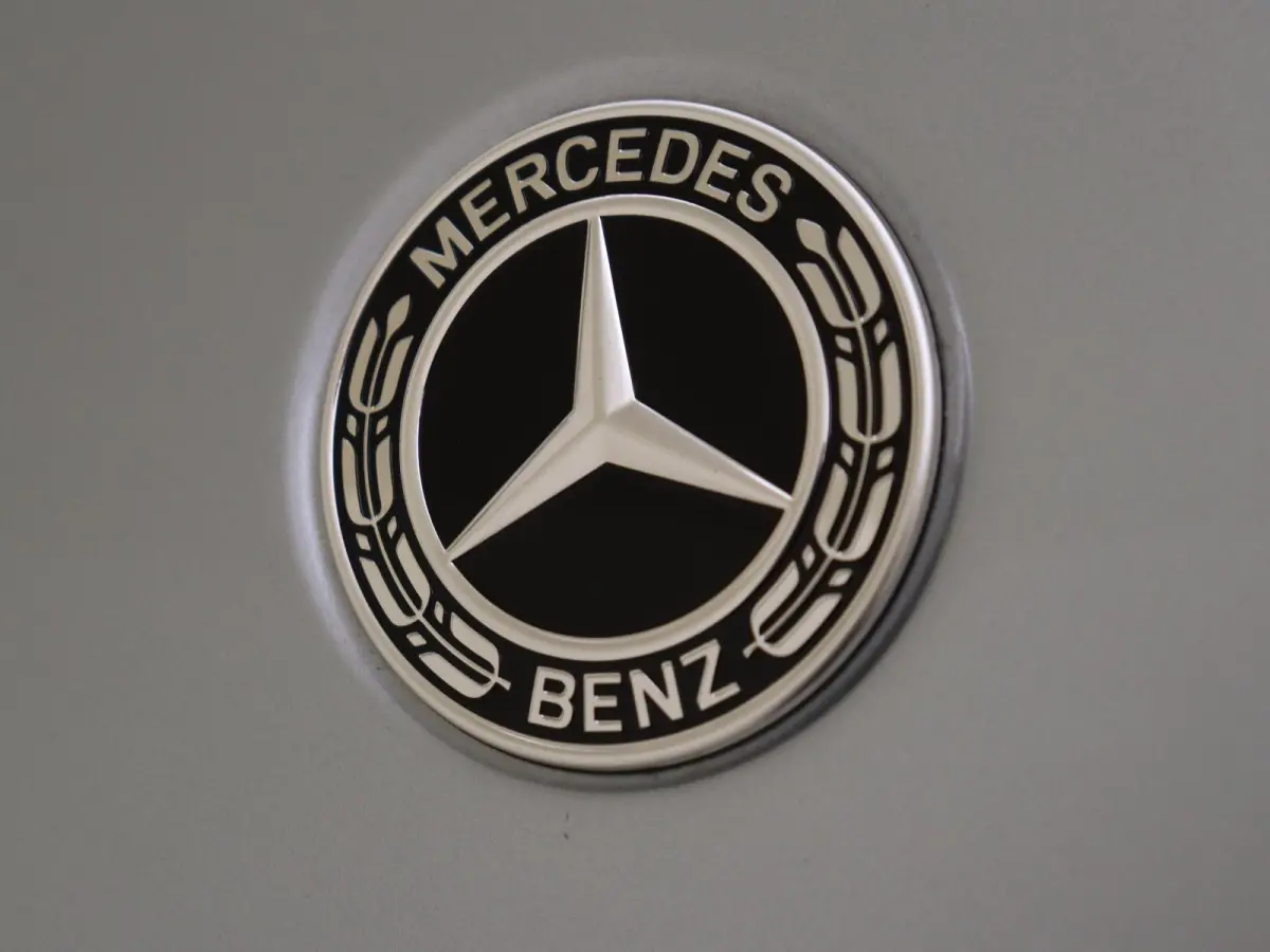 400 e 4MATIC AMG Line / Panoramadak/ AIRMATIC/ Night-Pakket / Memory-Stoelen / Luchtvering /