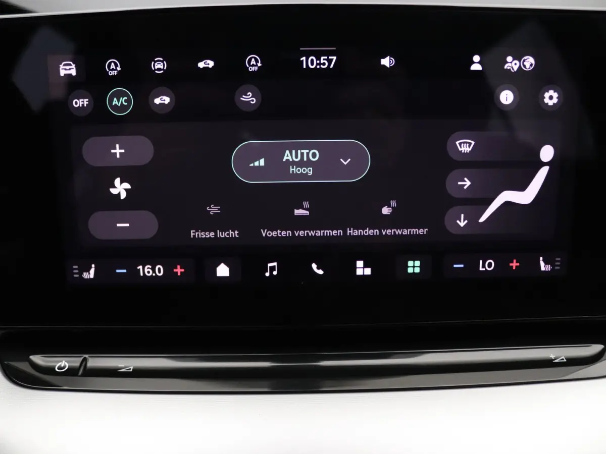 115pk TSI MHEV Business Edition Plus Apple Carplay/Android Auto | Trekhaak elektrisch.