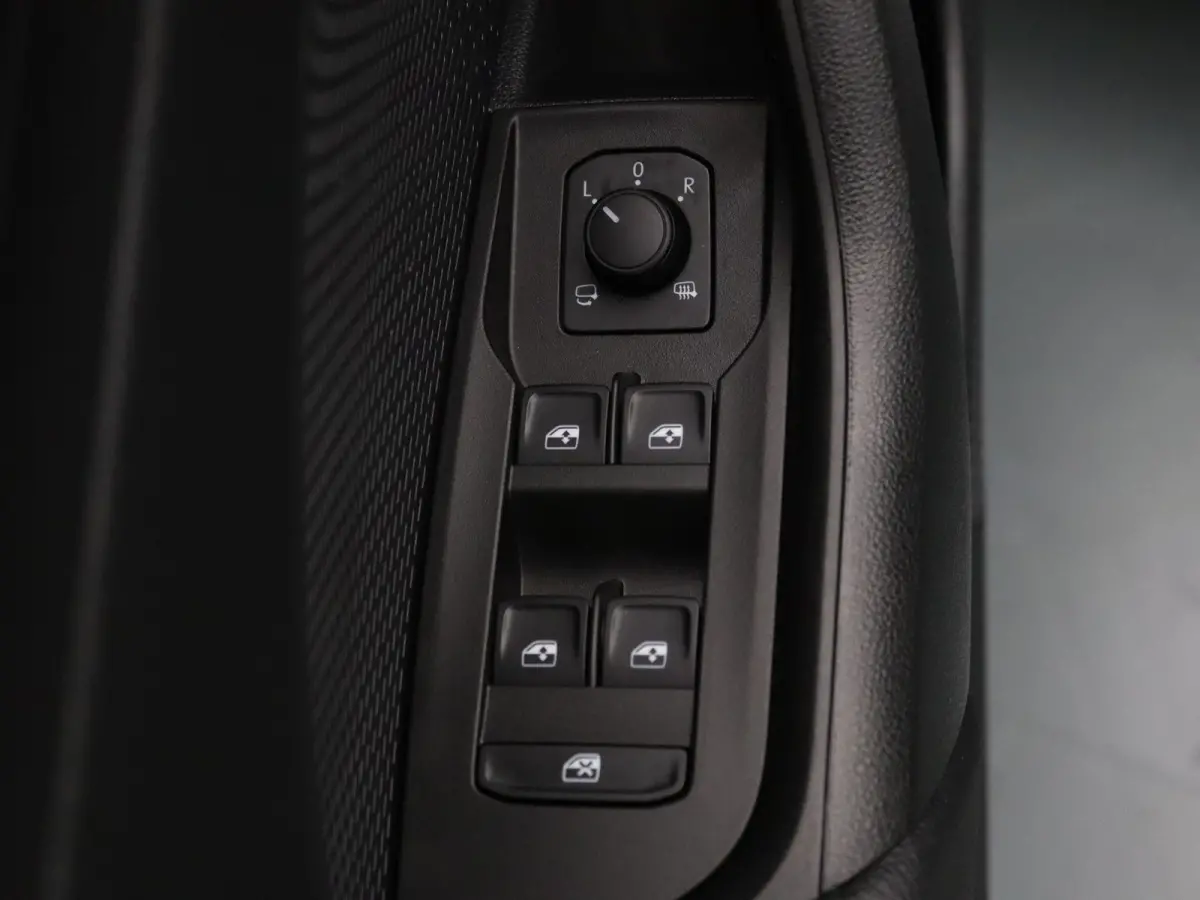 115pk TSI MHEV Business Edition Plus Apple Carplay/Android Auto | Trekhaak elektrisch.