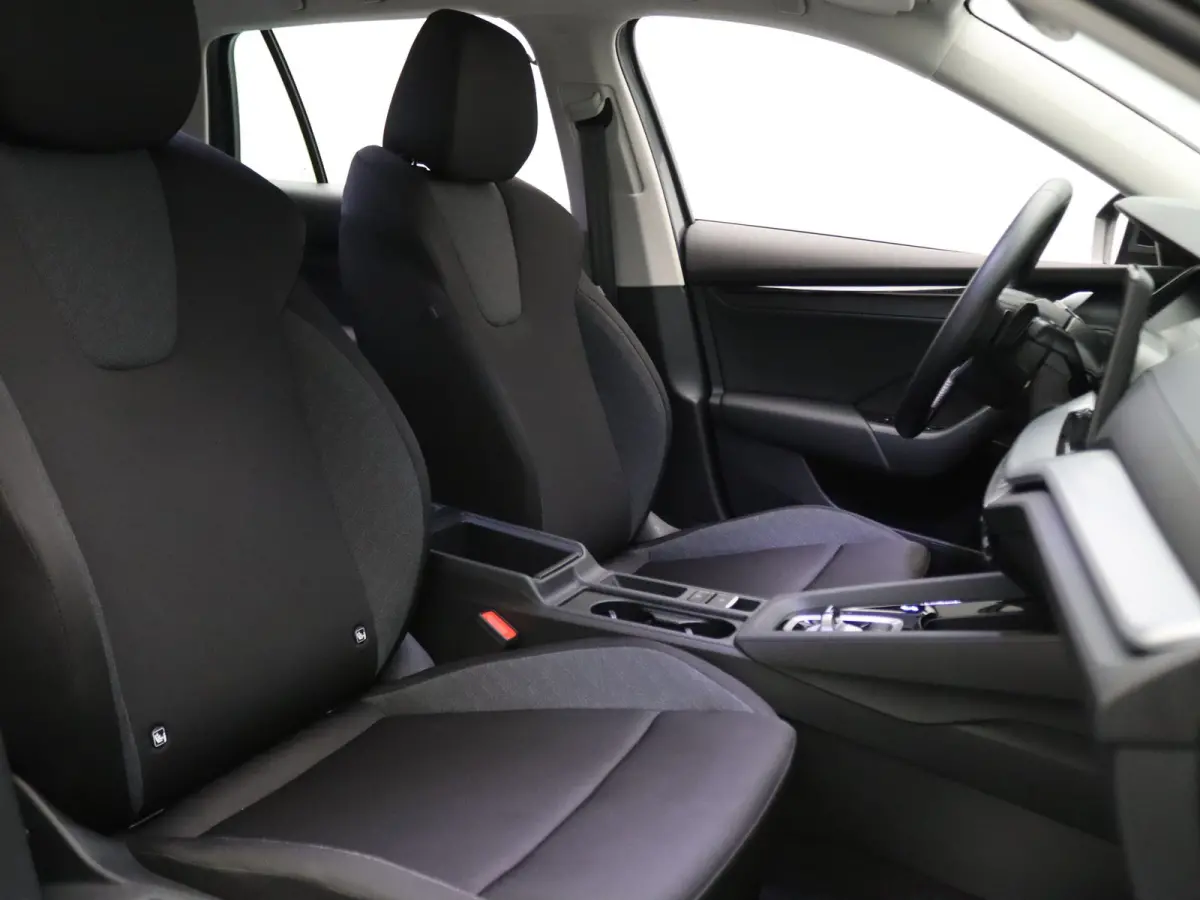 115pk TSI MHEV Business Edition Plus Apple Carplay/Android Auto | Trekhaak elektrisch.