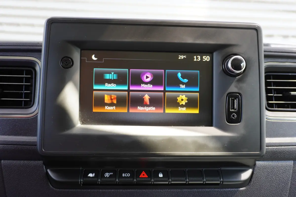 T35 150pk L3H2 Energy ComfortApple Carplay Camera parkeersensoren Navigatie Bullbar Sidebars Cruise control LED 3-Zits