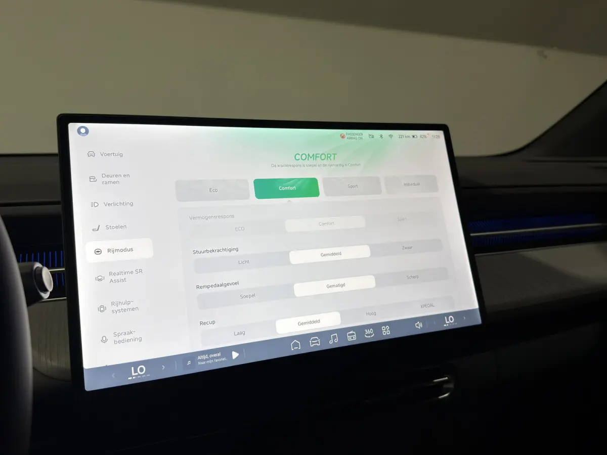 RWD Long Range 80.8 kWh | Luxe donker interieur | Panoramadak
