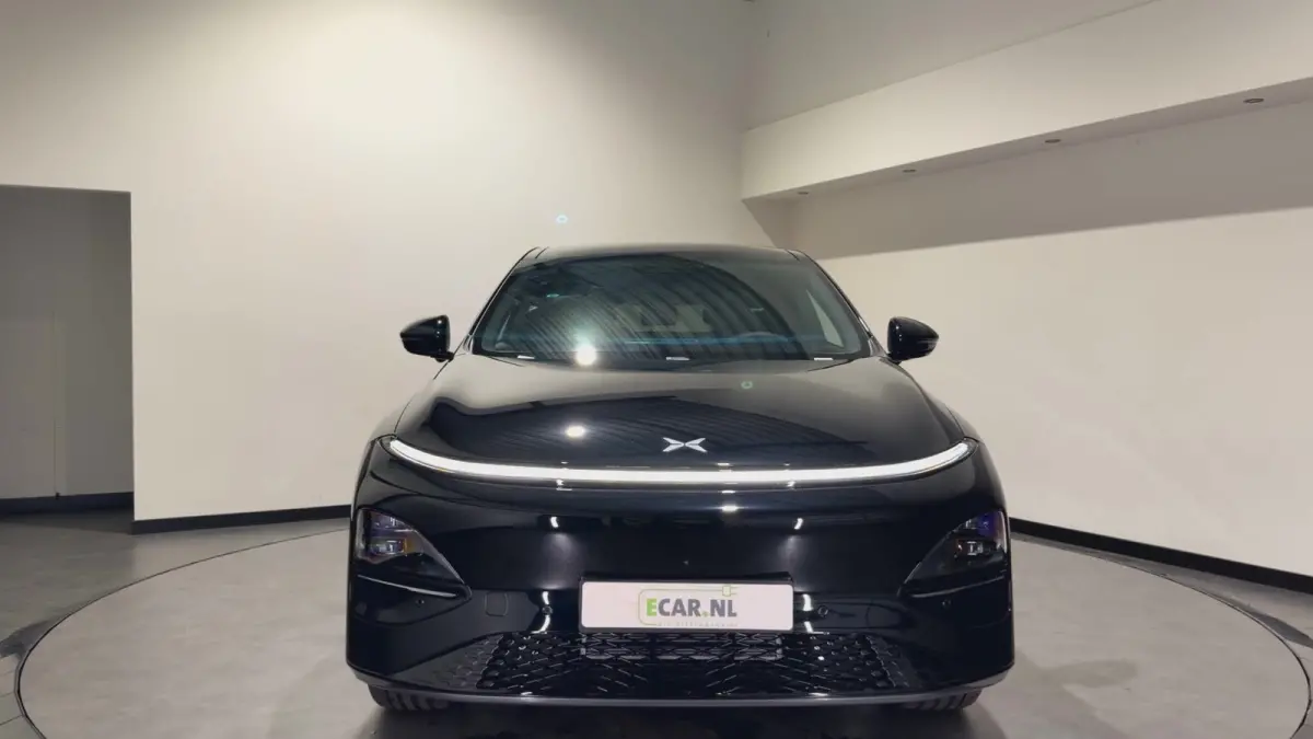 RWD Long Range 80.8 kWh | Luxe donker interieur | Panoramadak