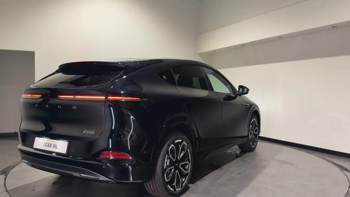 RWD Long Range 80.8 kWh | Luxe donker interieur | Panoramadak