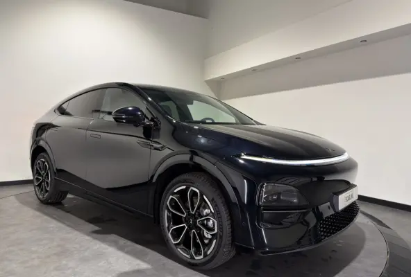 RWD Long Range 80.8 kWh | Luxe donker interieur | Panoramadak