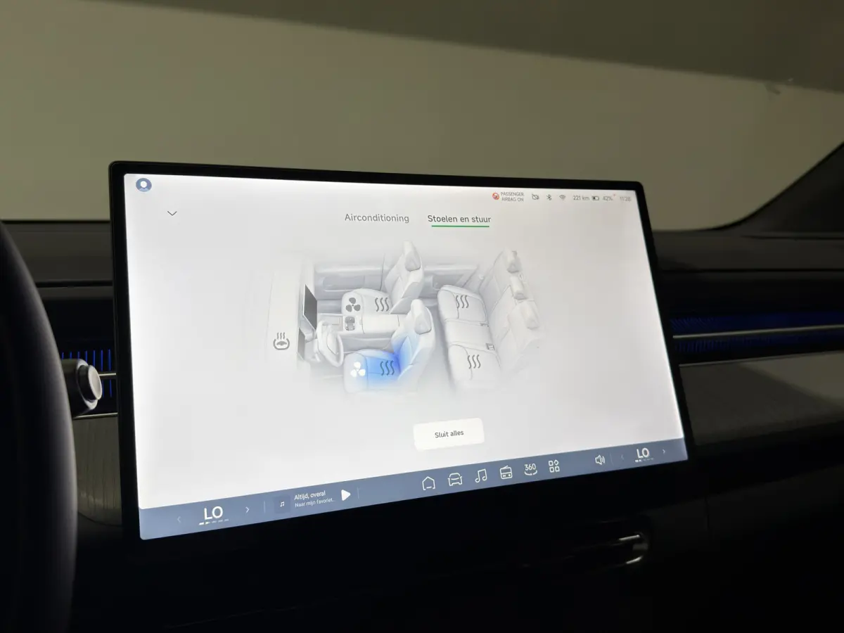 RWD Long Range 80.8 kWh | Luxe donker interieur | Panoramadak