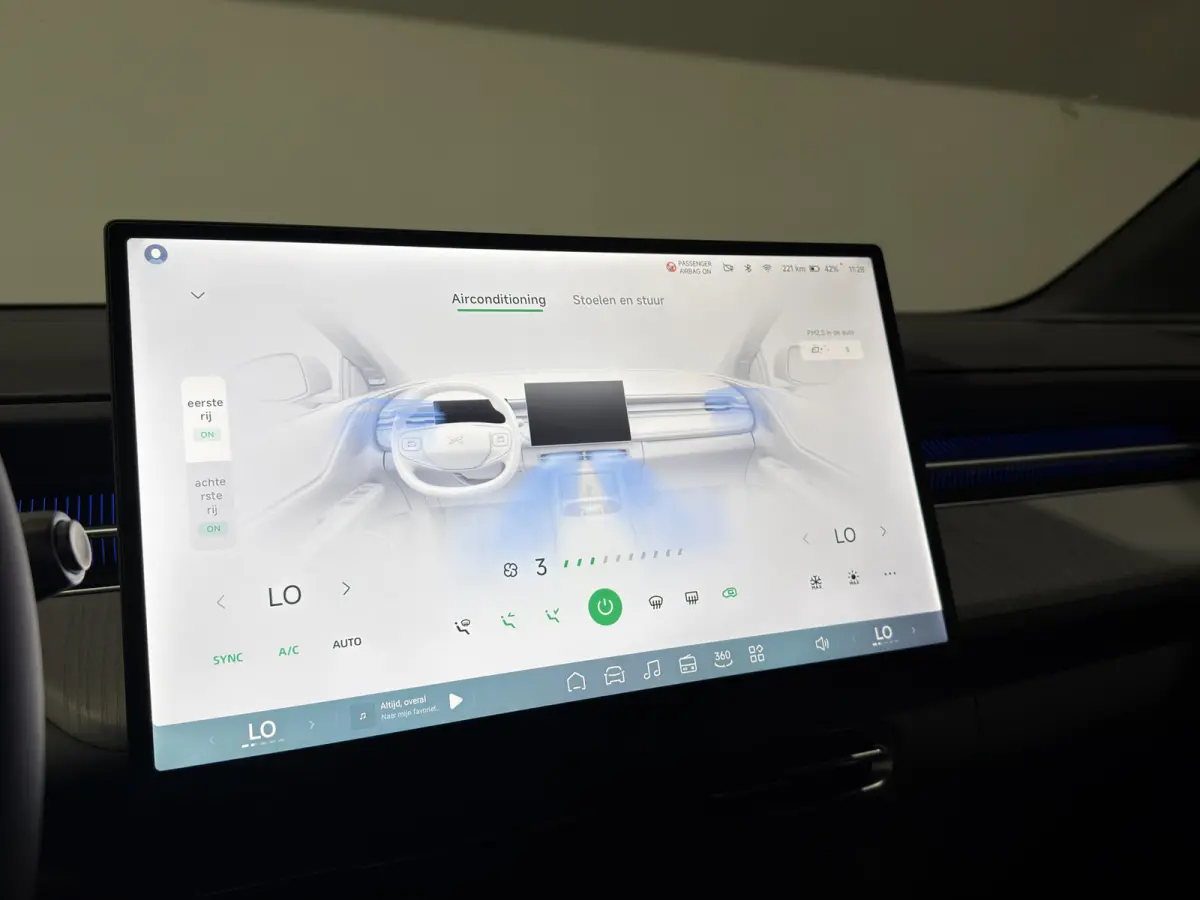 RWD Long Range 80.8 kWh | Luxe donker interieur | Panoramadak