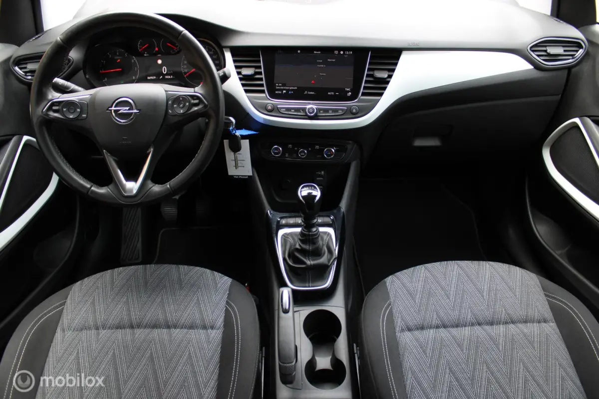 1.2 Turbo 110 PK Edition 2020, Trekhaak, Zwart dak, Donker glas, Cruise, Clima, Navi, App connect,