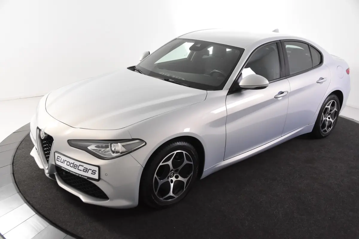 2.2 Super Turbo Diesel *1ste eigenaar*Navigatie*Keyless*