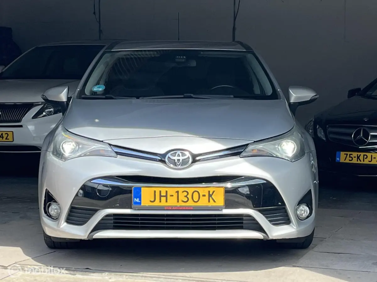 2.0 VVT-i Lease Pro Automaat 2016 exportprijs ex BPM Luxe en goede auto met NAP en boekjes.