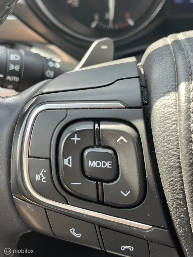2.0 VVT-i Lease Pro Automaat 2016 exportprijs ex BPM Luxe en goede auto met NAP en boekjes.