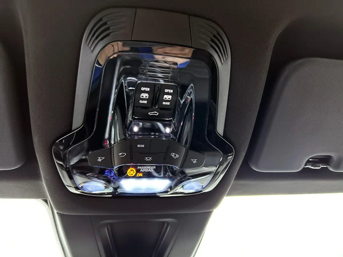 1.5T 160PK Hybrid Veloce PANORAMADAK | LEER | CAMERA | 20”LM