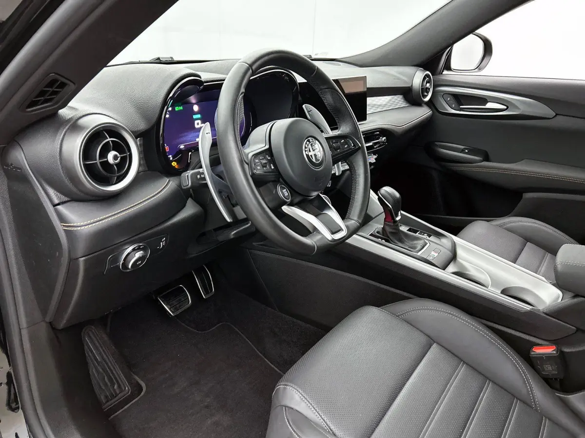 1.5T 160PK Hybrid Veloce PANORAMADAK | LEER | CAMERA | 20”LM