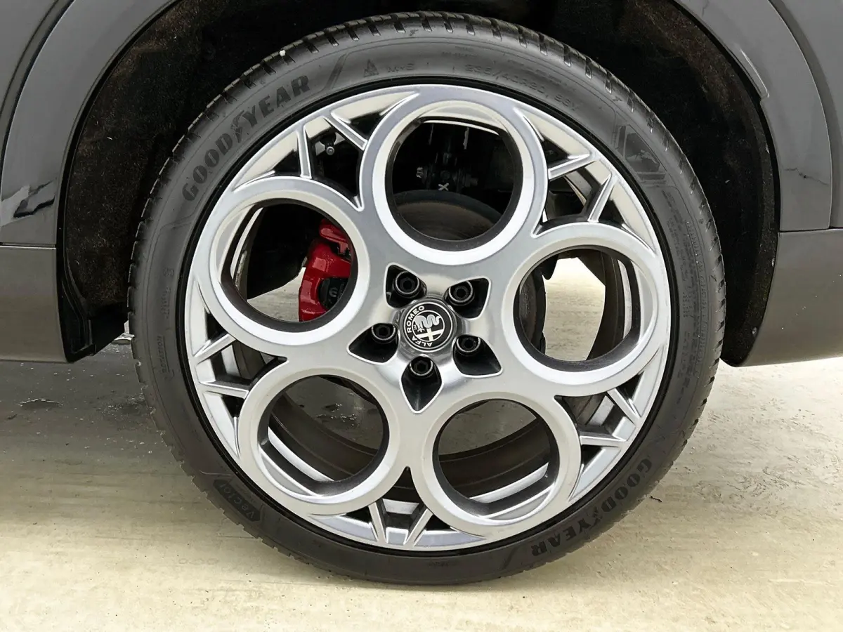 1.5T 160PK Hybrid Veloce PANORAMADAK | LEER | CAMERA | 20”LM