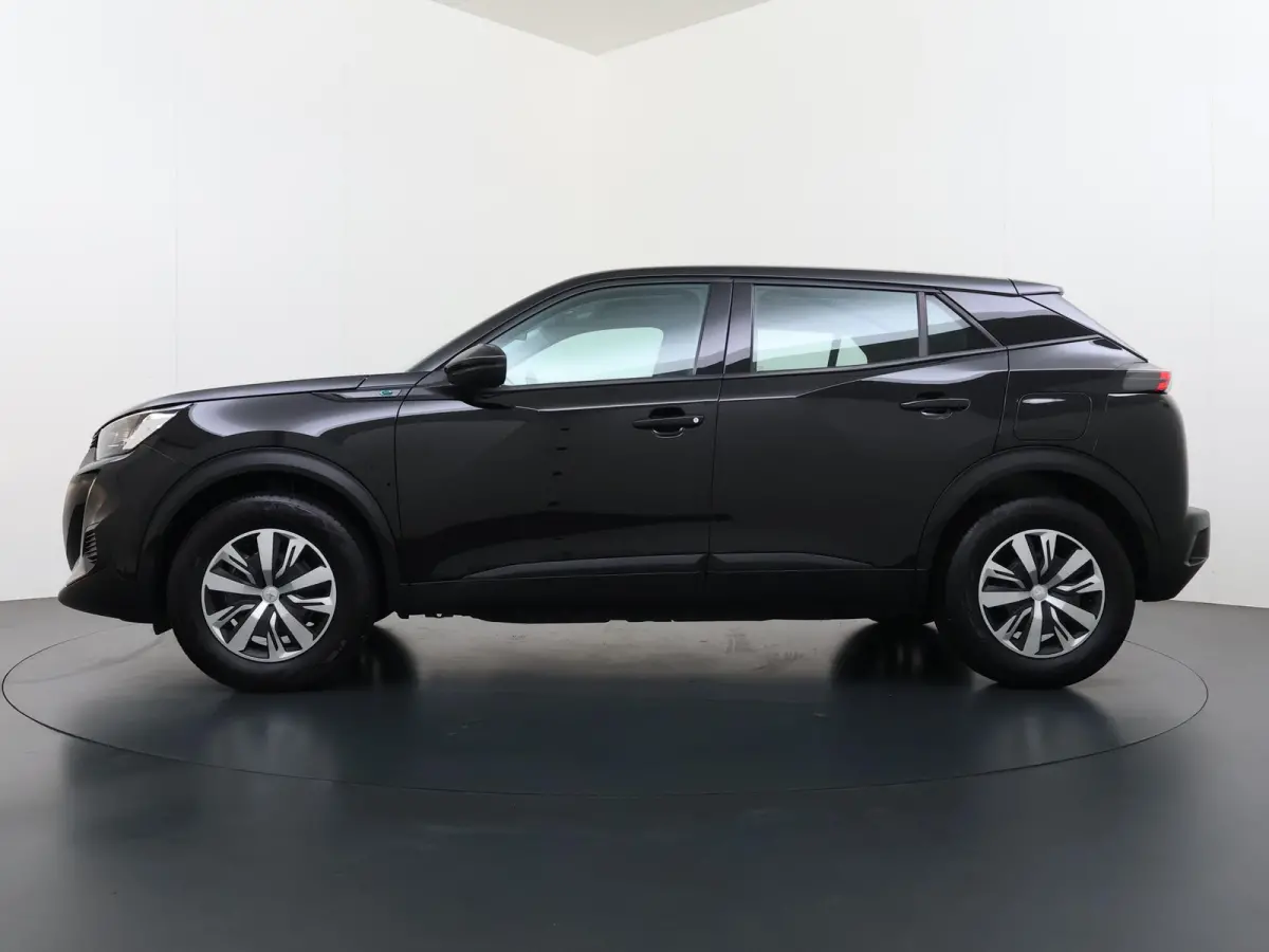 SUV Active 50 kWh 136pk | Accu 94% | 3-Fase | Navigatie via Apple Carplay en Android auto | Automatische airco | Cruise control |
