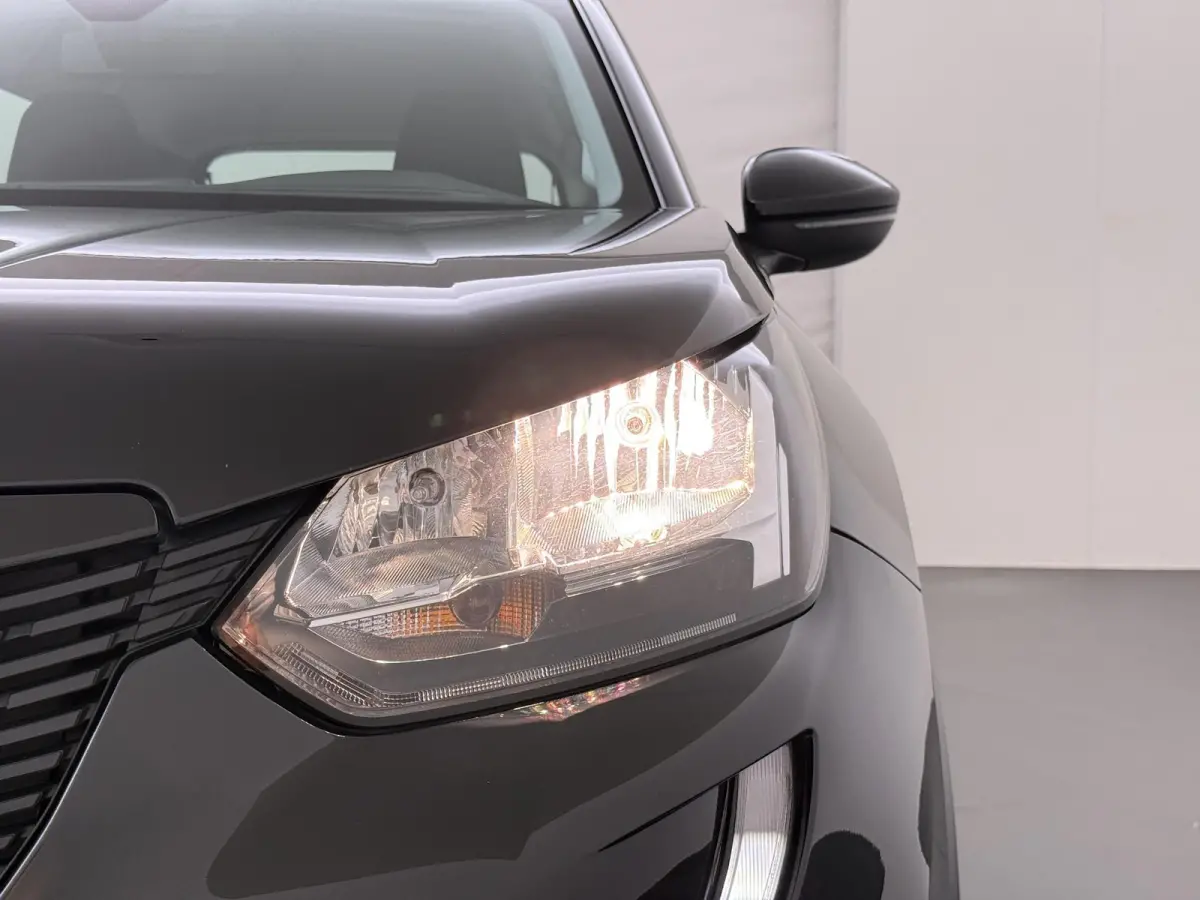 SUV Active 50 kWh 136pk | Accu 94% | 3-Fase | Navigatie via Apple Carplay en Android auto | Automatische airco | Cruise control |
