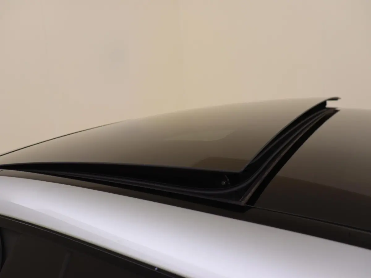 350+ Launch Edition AMG Line 91 kWh / Memory-Stoelen / Panaroma-dak / 360Graden-Camera / Headup-Display /