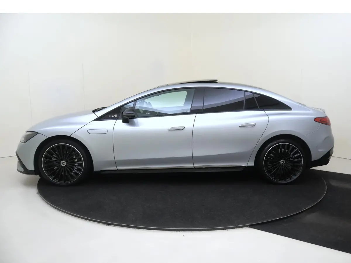 350+ Launch Edition AMG Line 91 kWh / Memory-Stoelen / Panaroma-dak / 360Graden-Camera / Headup-Display /