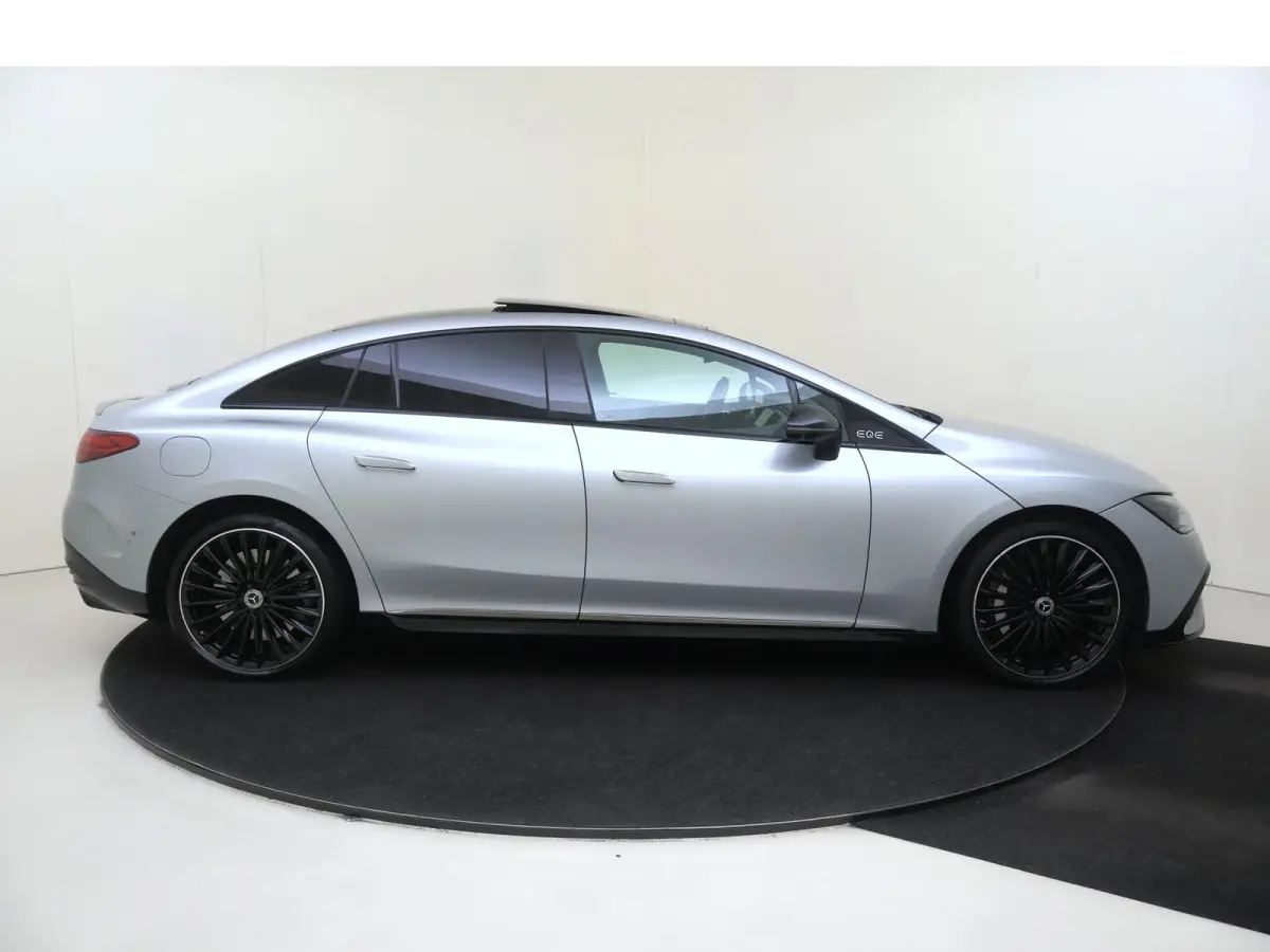 350+ Launch Edition AMG Line 91 kWh / Memory-Stoelen / Panaroma-dak / 360Graden-Camera / Headup-Display /