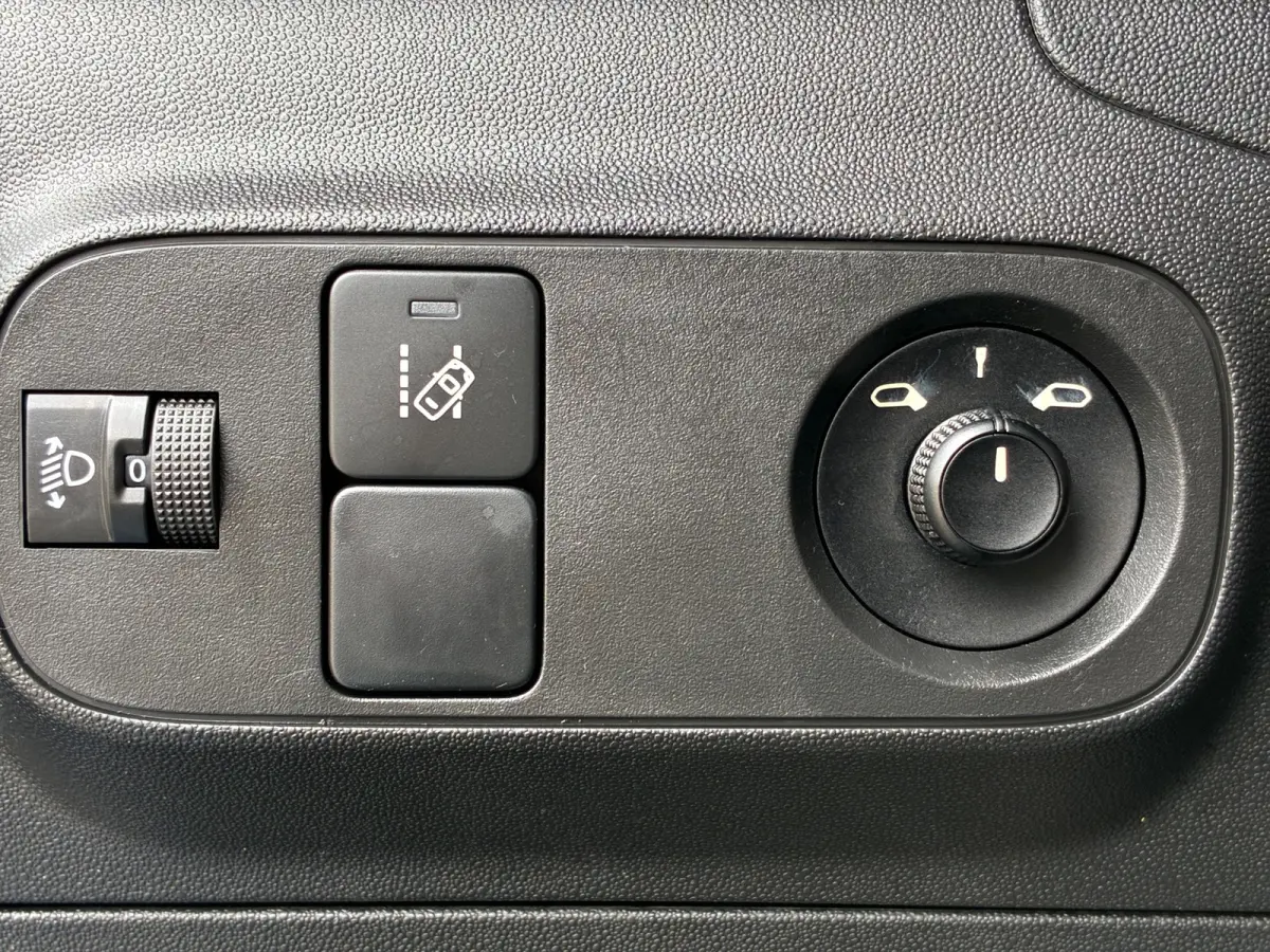 1.2 PureTech Feel|2e Eigenaar|D-riem v.v.|Navigatie|CruiseControl|Climatronic|NAP|