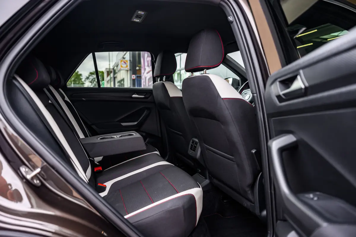 2.0 TSI 4Motion Sport|Camera|Carplay|Acc|Lane-Assist|Dealer onderhouden|