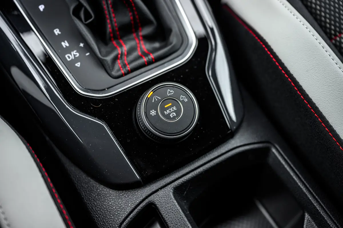 2.0 TSI 4Motion Sport|Camera|Carplay|Acc|Lane-Assist|Dealer onderhouden|