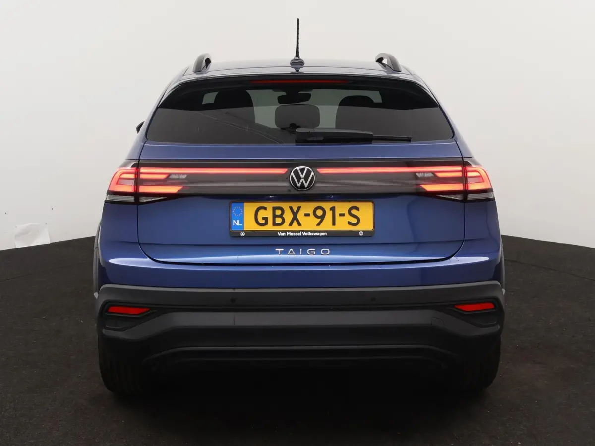 1.0 TSI Life Edition 95 PK | Parkeercamera | App Connect | Keyless Access | Parkeersensoren Achter | Lichtmetalen Velgen | Getinte Ramen