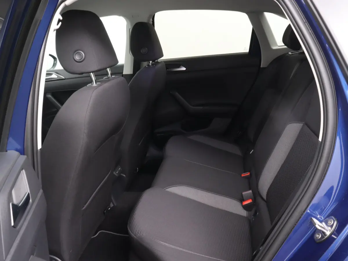 1.0 TSI Life Edition 95 PK | Parkeercamera | App Connect | Keyless Access | Parkeersensoren Achter | Lichtmetalen Velgen | Getinte Ramen