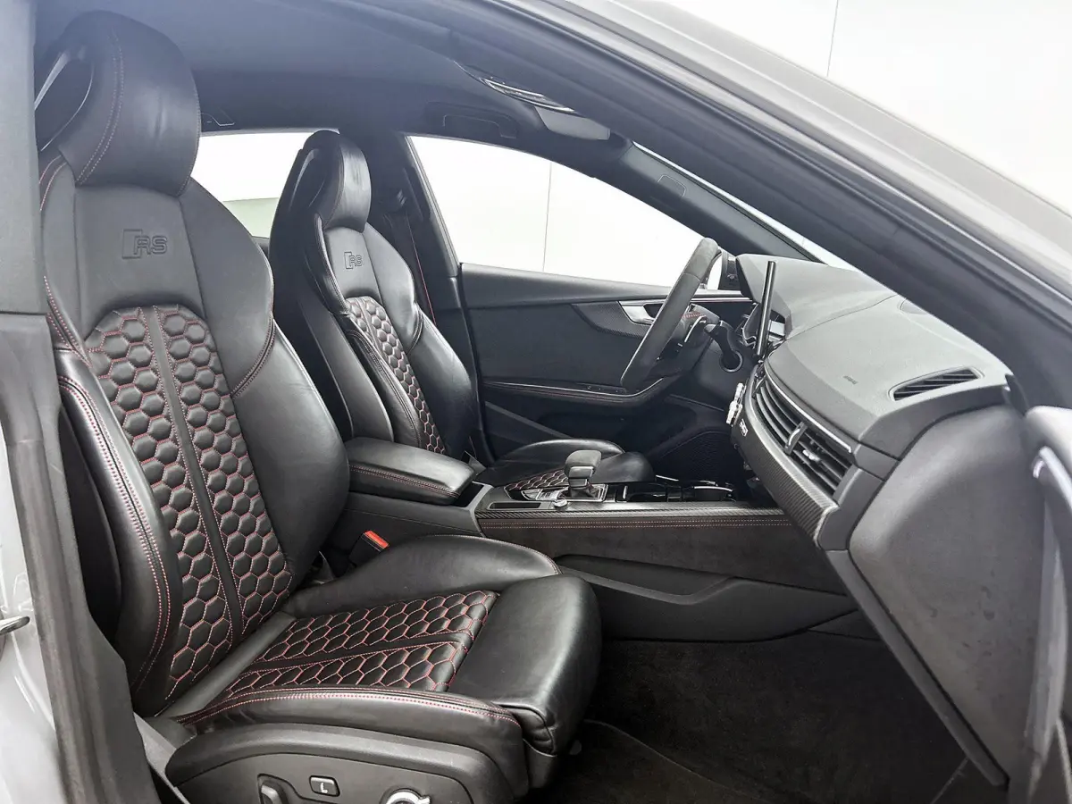 2.9 TFSI RS 5 quattro | RS DYNAMIC | CARBON | KERAMISCH | HEAD-UP | BANG & OLUFSEN | LEDER | ACHTERUITRIJCAMERA | STOELVERWARMING | MEMORY |