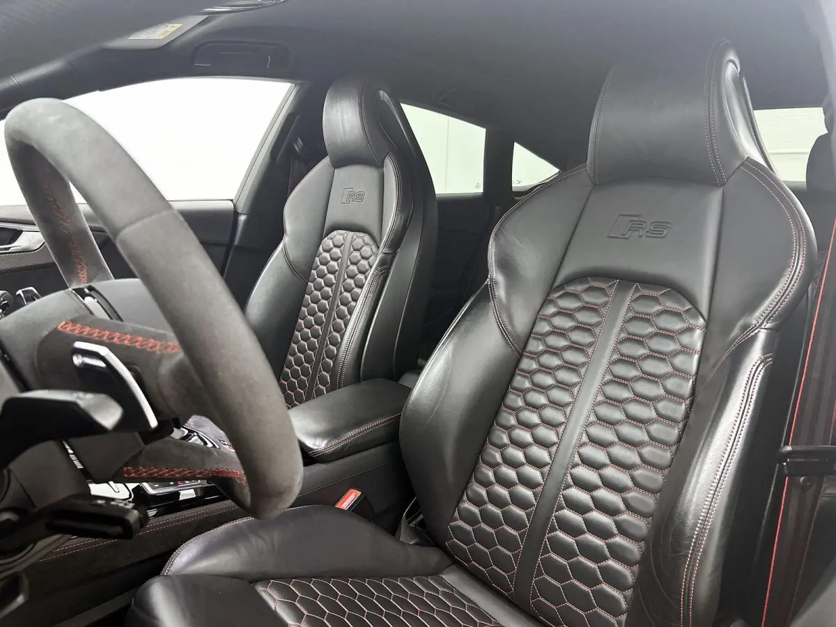2.9 TFSI RS 5 quattro | RS DYNAMIC | CARBON | KERAMISCH | HEAD-UP | BANG & OLUFSEN | LEDER | ACHTERUITRIJCAMERA | STOELVERWARMING | MEMORY |