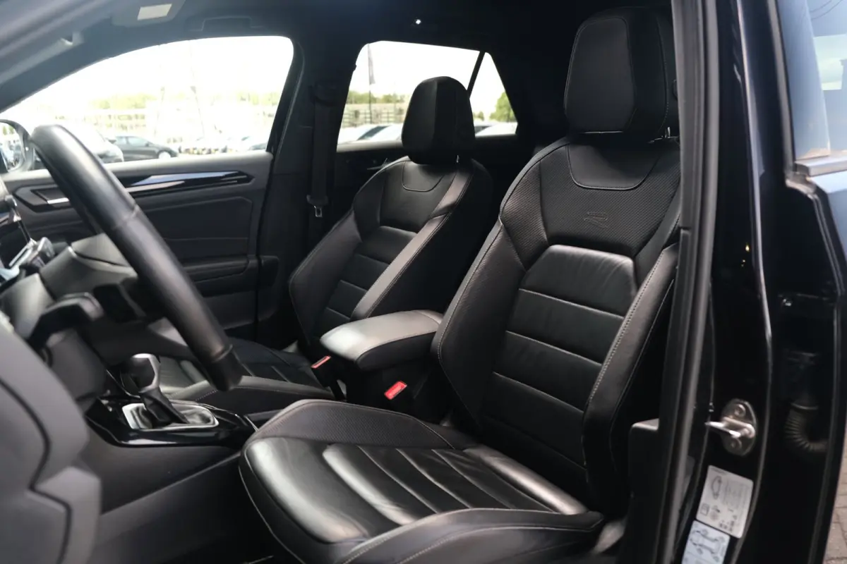 1.5 TSI 2x R-Line 150PK DSG Facelift Pano Volleder Matrix Cam Navi Virtual Kessy