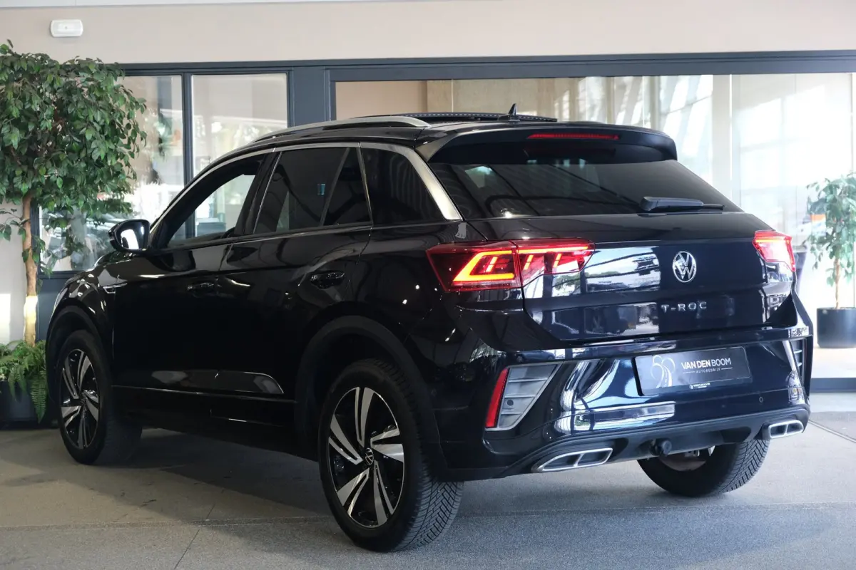 1.5 TSI 2x R-Line 150PK DSG Facelift Pano Volleder Matrix Cam Navi Virtual Kessy