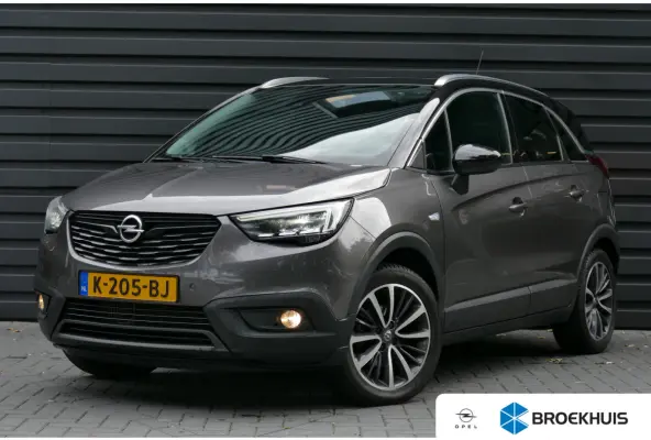 1.2 TURBO 110PK INNOVATION AUTOMAAT / CAMERA / PANO.DAK / TREKHAAK / KEYLESS / 17"LMV / AGR / NAVI / CLIMA / LED / PDC / BLUETOOTH / CRUISECONTROL / 1E EIGENAAR / SCHITTERENDE STAAT !!