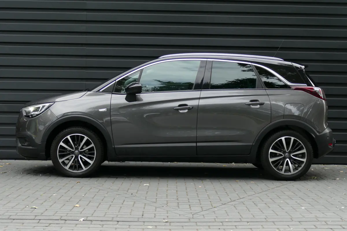 1.2 TURBO 110PK INNOVATION AUTOMAAT / CAMERA / PANO.DAK / TREKHAAK / KEYLESS / 17"LMV / AGR / NAVI / CLIMA / LED / PDC / BLUETOOTH / CRUISECONTROL / 1E EIGENAAR / SCHITTERENDE STAAT !!
