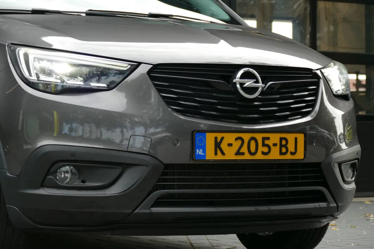 1.2 TURBO 110PK INNOVATION AUTOMAAT / CAMERA / PANO.DAK / TREKHAAK / KEYLESS / 17"LMV / AGR / NAVI / CLIMA / LED / PDC / BLUETOOTH / CRUISECONTROL / 1E EIGENAAR / SCHITTERENDE STAAT !!