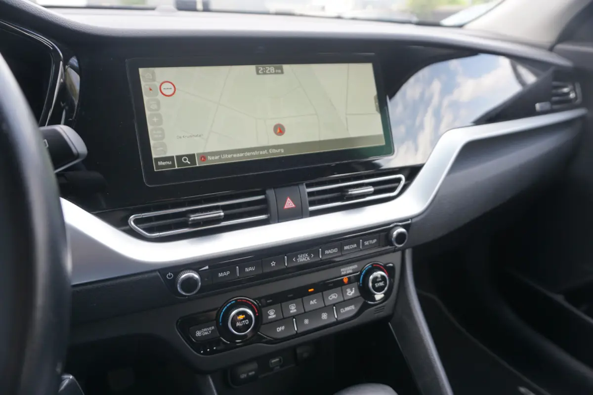 1.6 GDi Hybrid DynamicLine | TREKHAAK | CAMERA | FACELIFT | ADAPT. CRUISE |