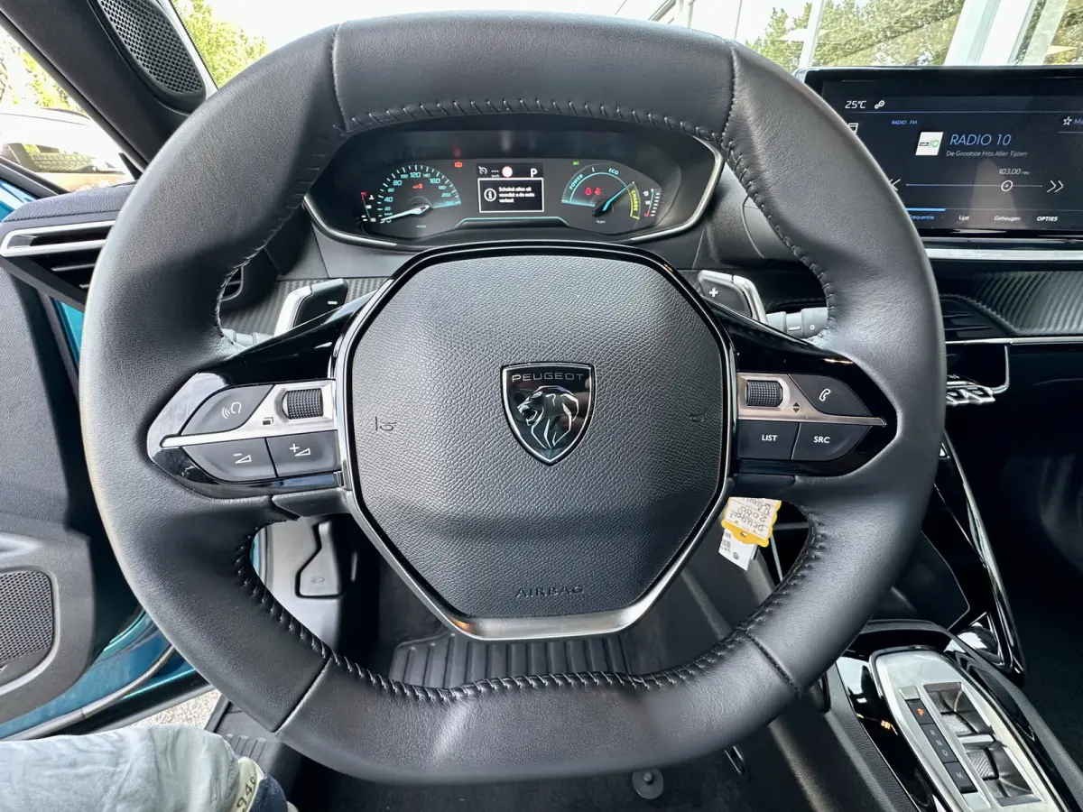 1.2 Hybrid 145 Style Automaat | Apple/Android CarPlay