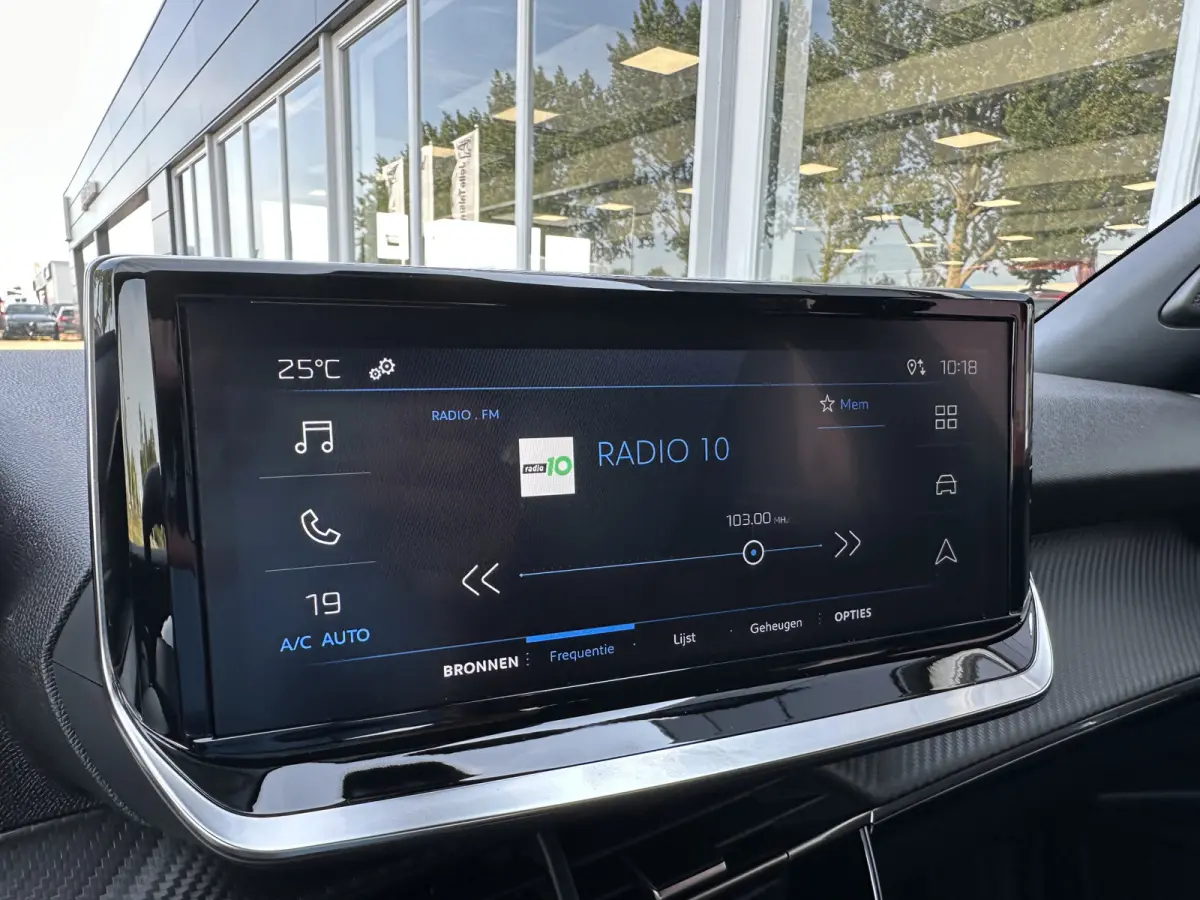 1.2 Hybrid 145 Style Automaat | Apple/Android CarPlay