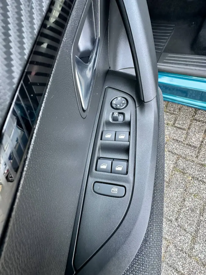 1.2 Hybrid 145 Style Automaat | Apple/Android CarPlay